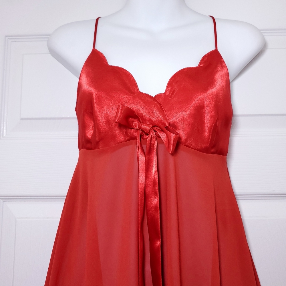 Victoria's Secret red babydoll negligee with bow - Picture 2 of 10